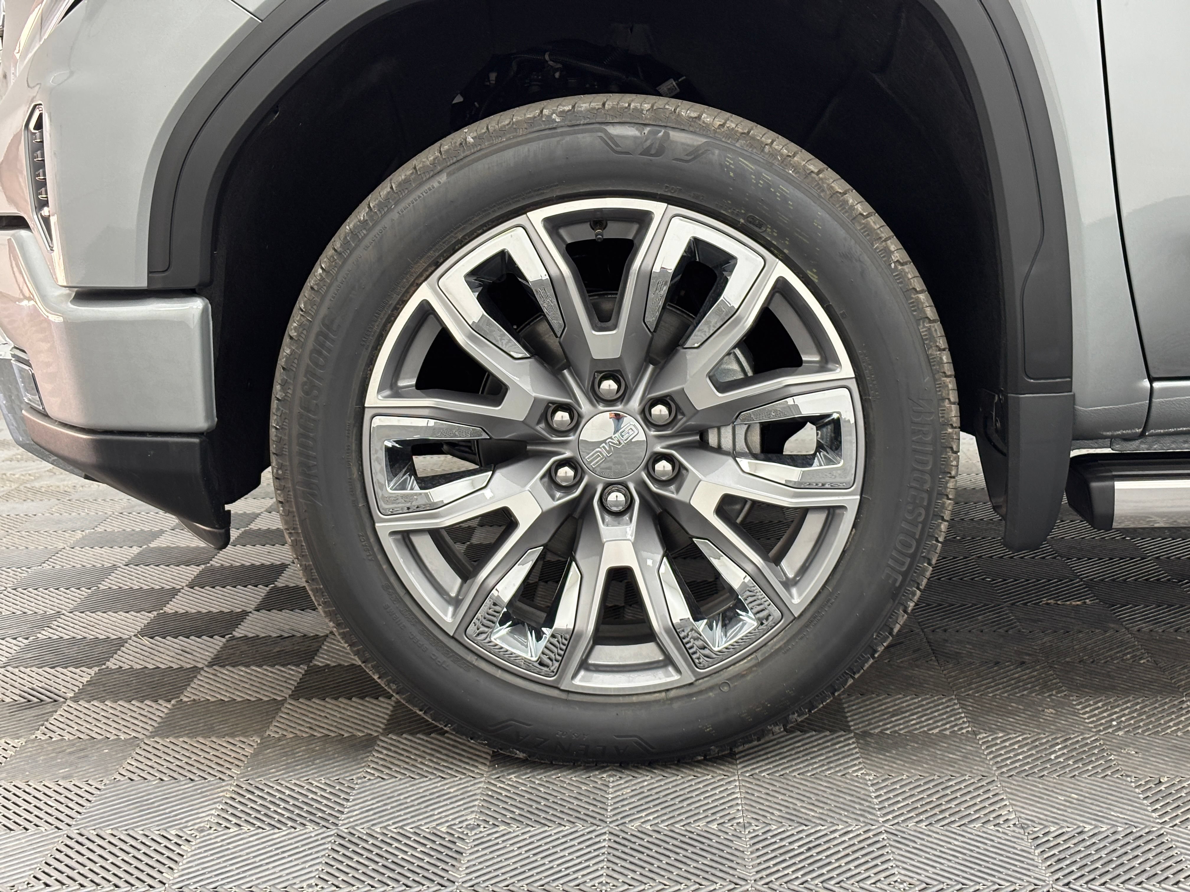 New 2026 GMC Sierra 1500 Denali AWD/4WD image 17