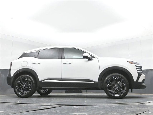 Used 2025 Nissan Kicks SR image 51