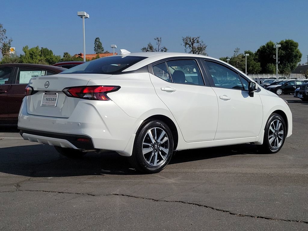 New 2025 Nissan Versa SV w/ Trunk Package image 2