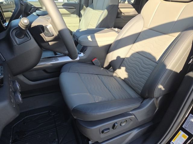 New 2026 Chevrolet Silverado 2500 ZR2 w/ LPO, Dark Essentials Package image 35