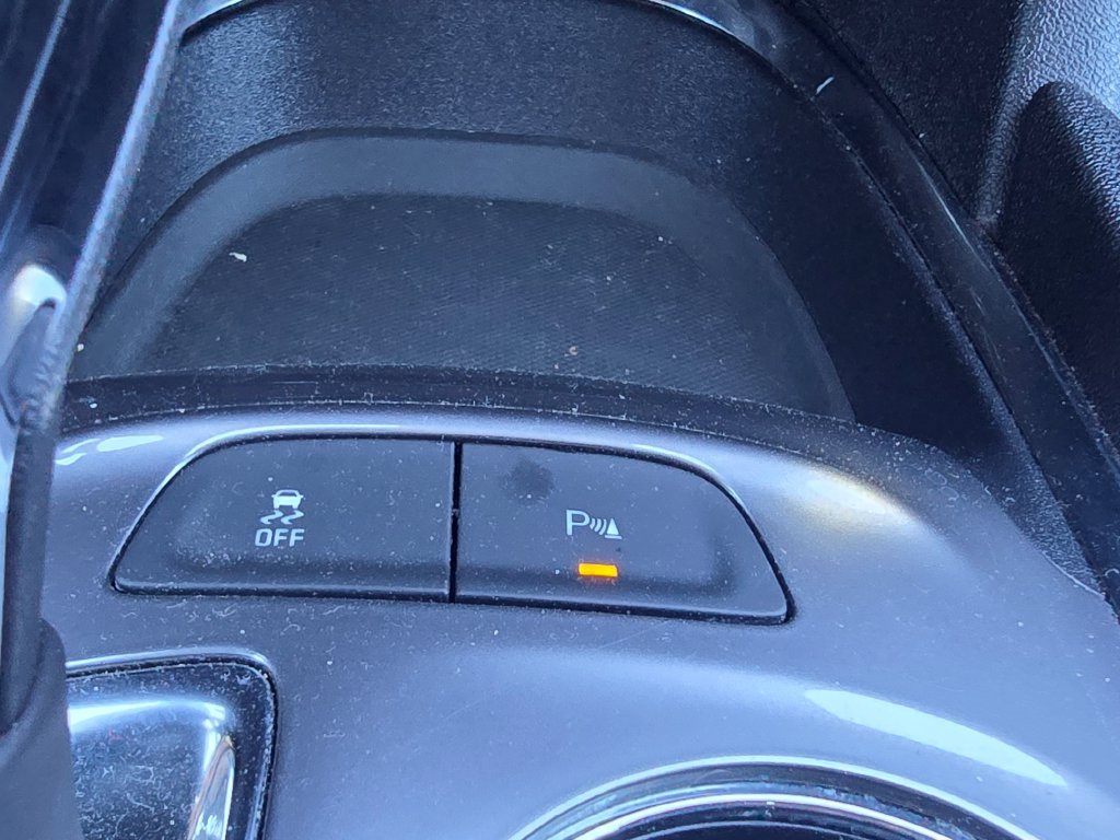Used 2025 Chevrolet Malibu LT FWD image 34