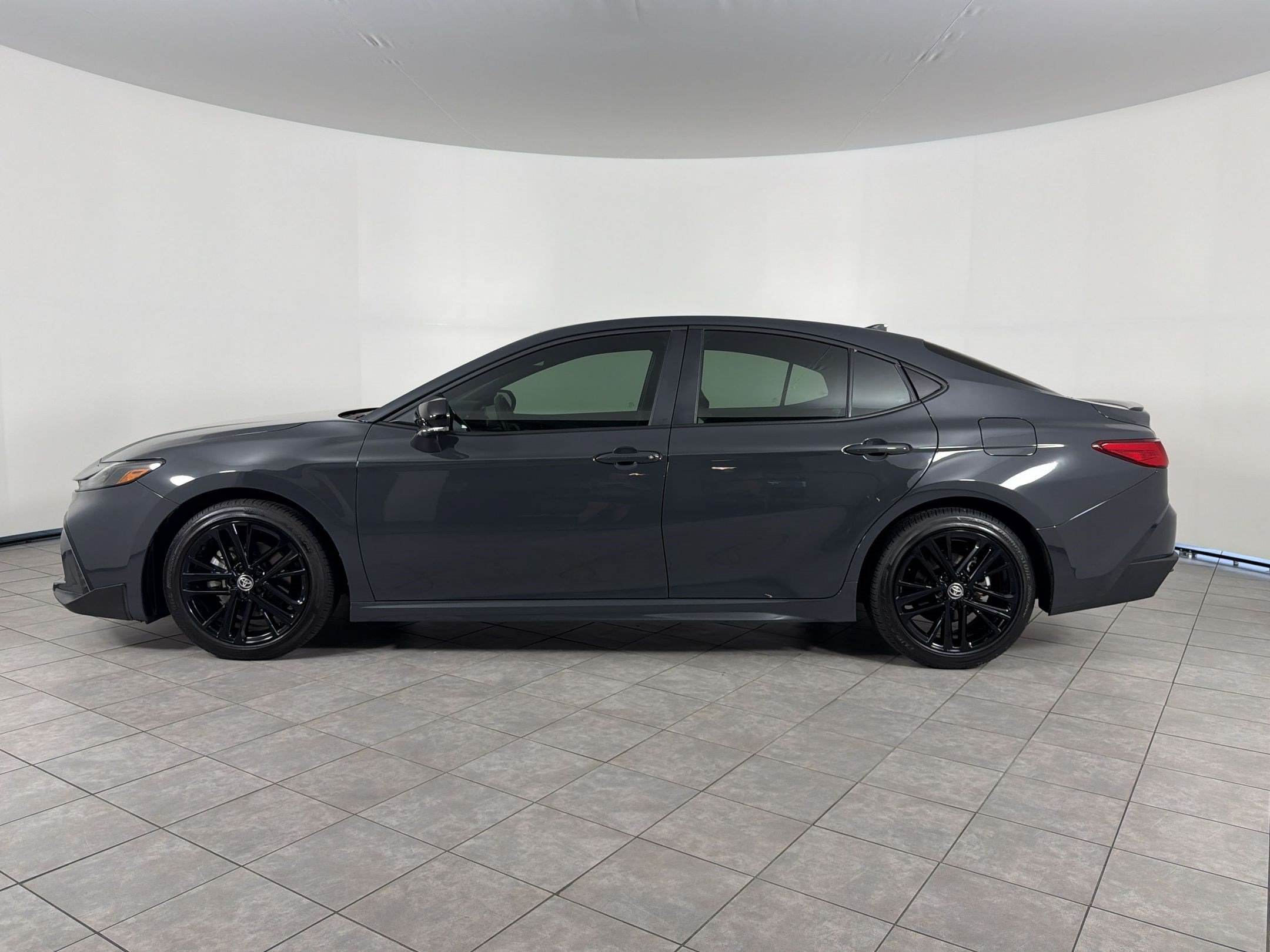 Used 2026 Toyota Camry SE w/ Multimedia Upgrade Package FWD image 2