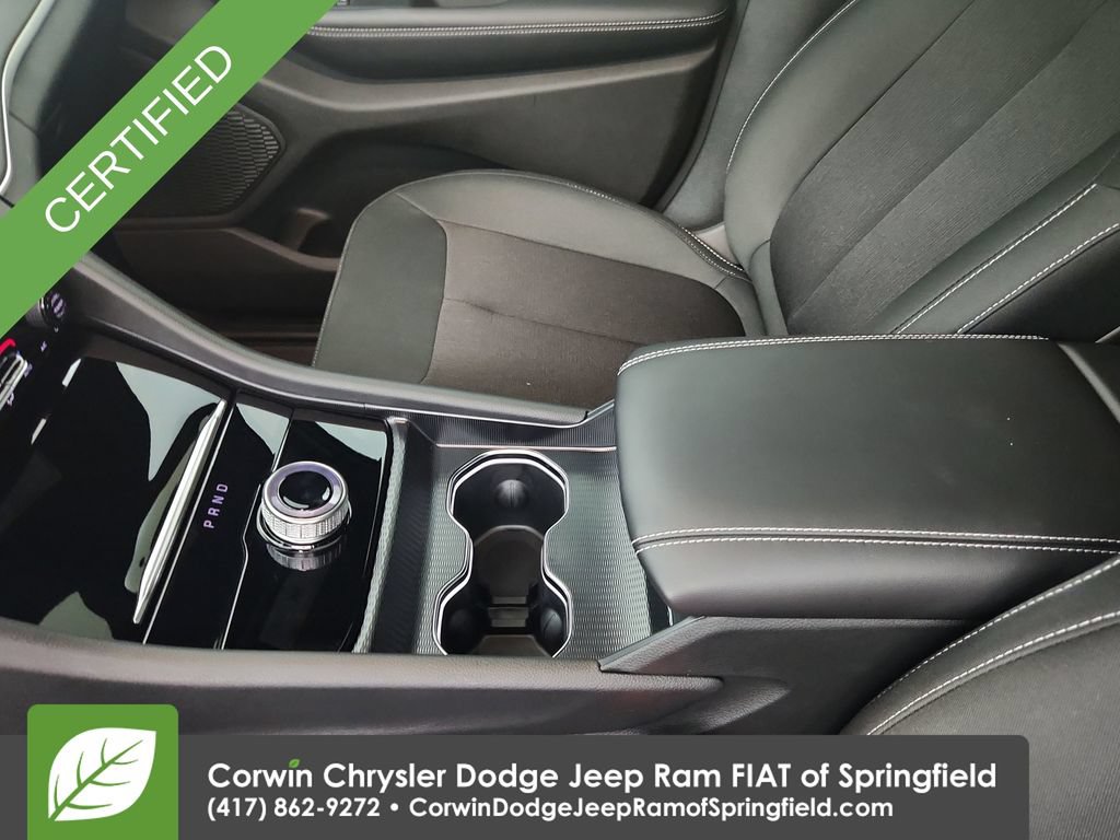 Certified 2026 Jeep Grand Cherokee Laredo X AWD/4WD image 27