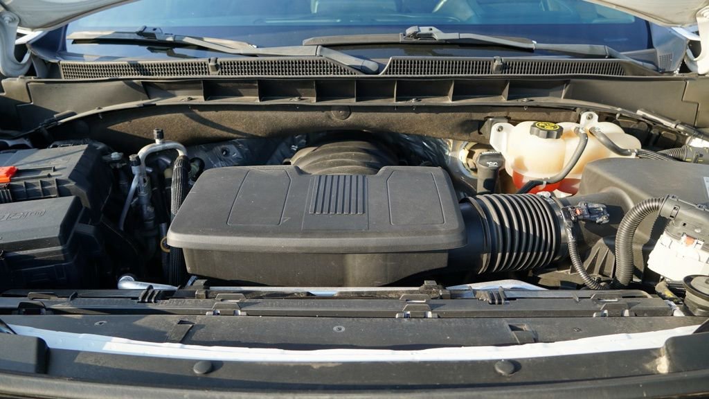 Used 2021 GMC Yukon AT4 w/ Rear Media and Nav Package image 39