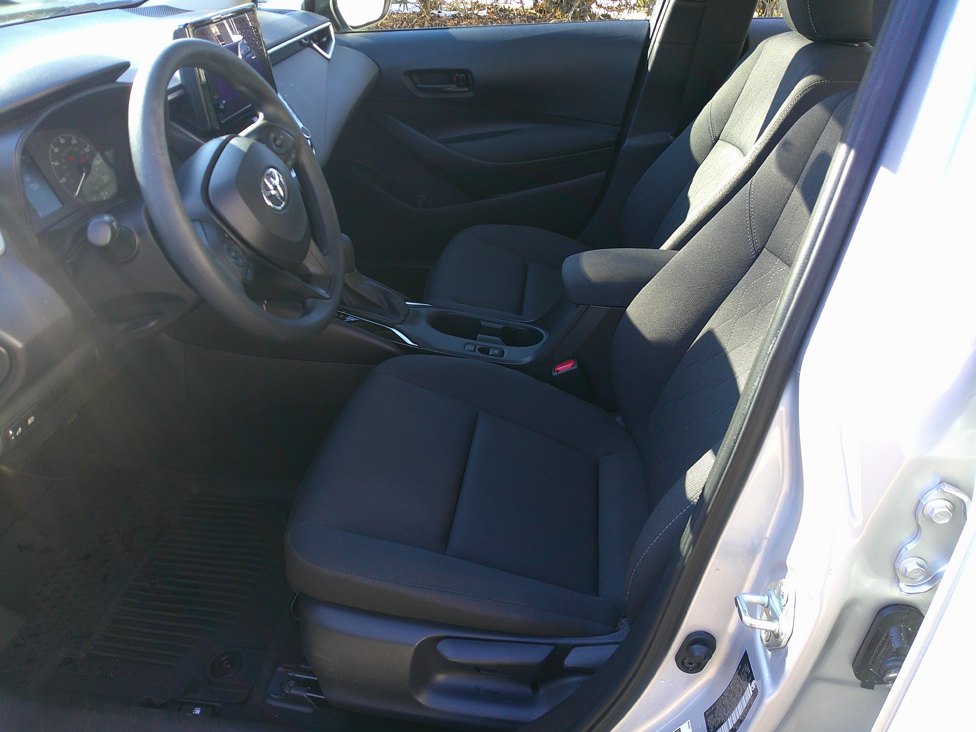 Used 2024 Toyota Corolla LE image 21