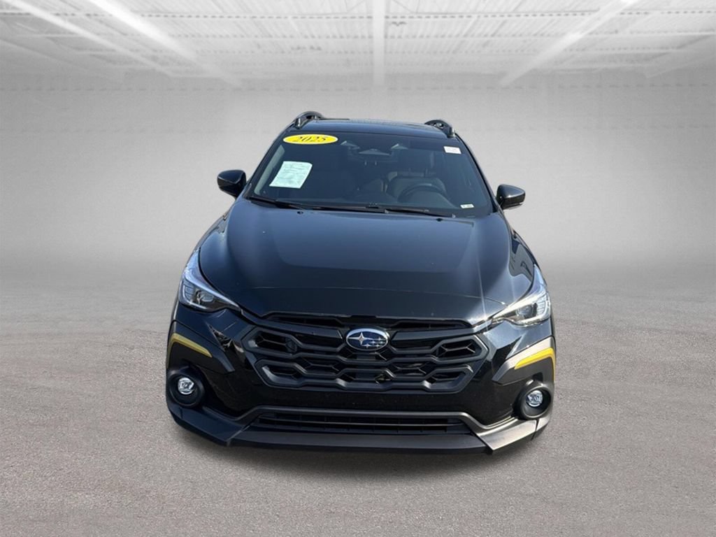 Used 2025 Subaru Crosstrek 2.5i Sport AWD/4WD image 2