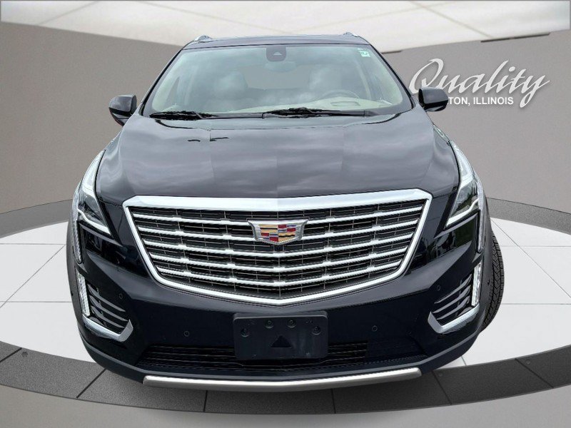 Used 2018 Cadillac XT5 Platinum w/ Driver Assist Package AWD/4WD image 10