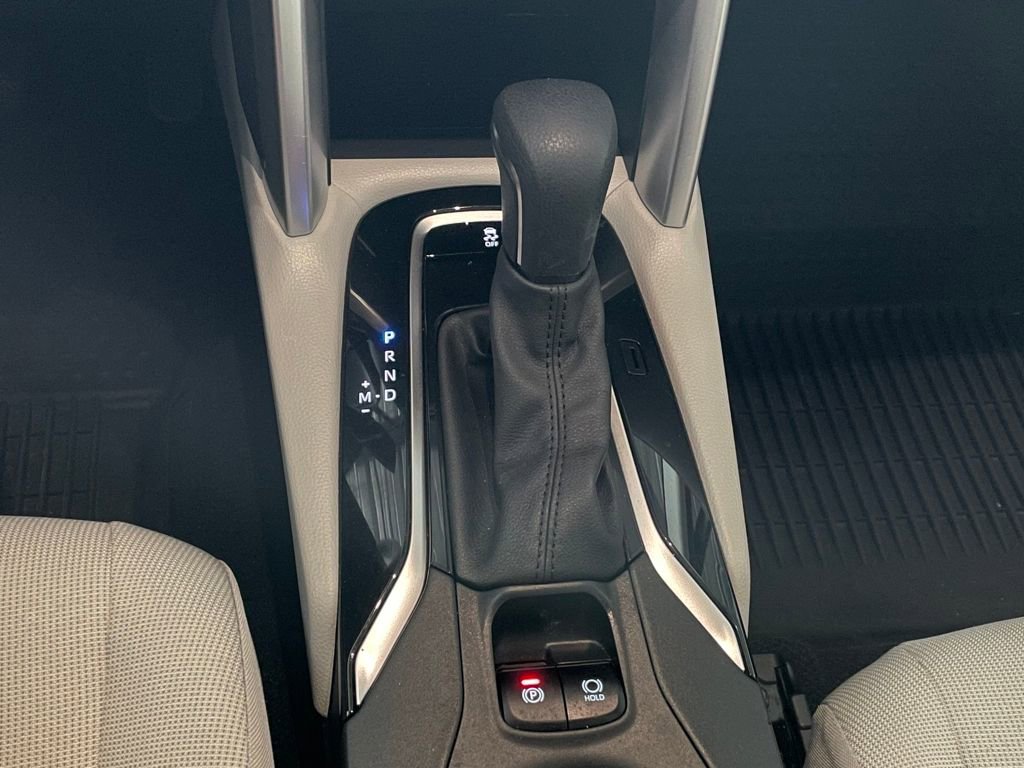 Used 2023 Toyota Corolla Cross LE image 25