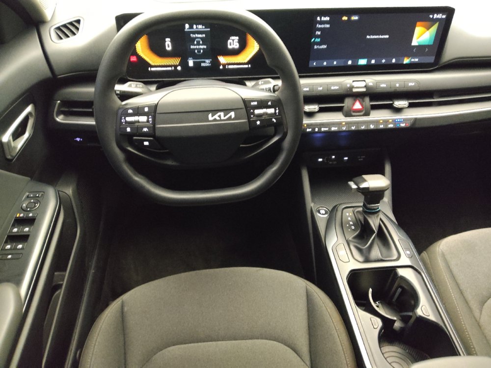 Used 2025 Kia K4 FWD image 22