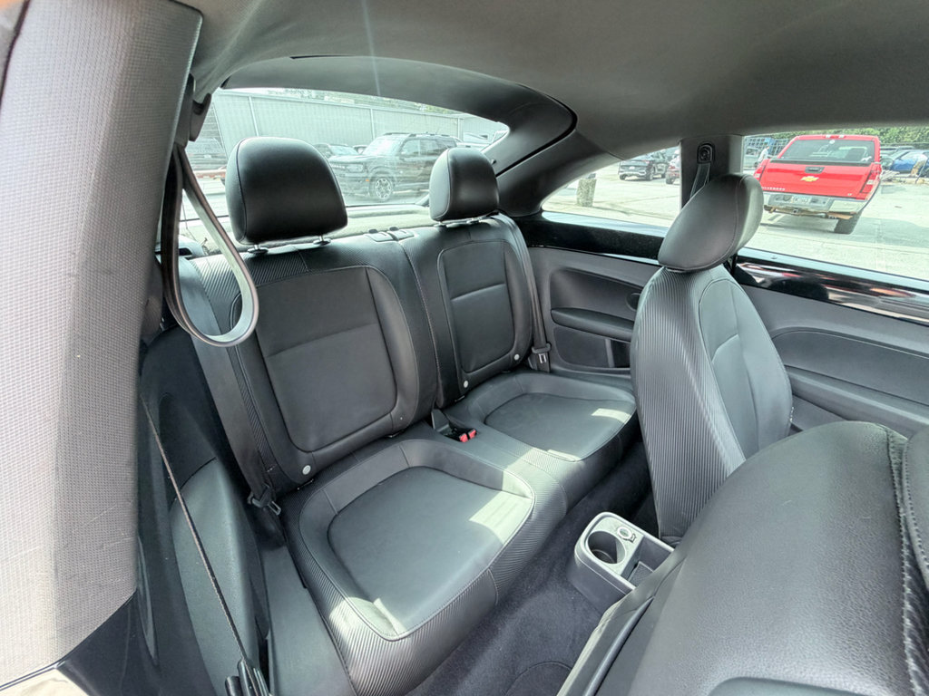 Used 2013 Volkswagen Beetle 2.5 FWD image 20