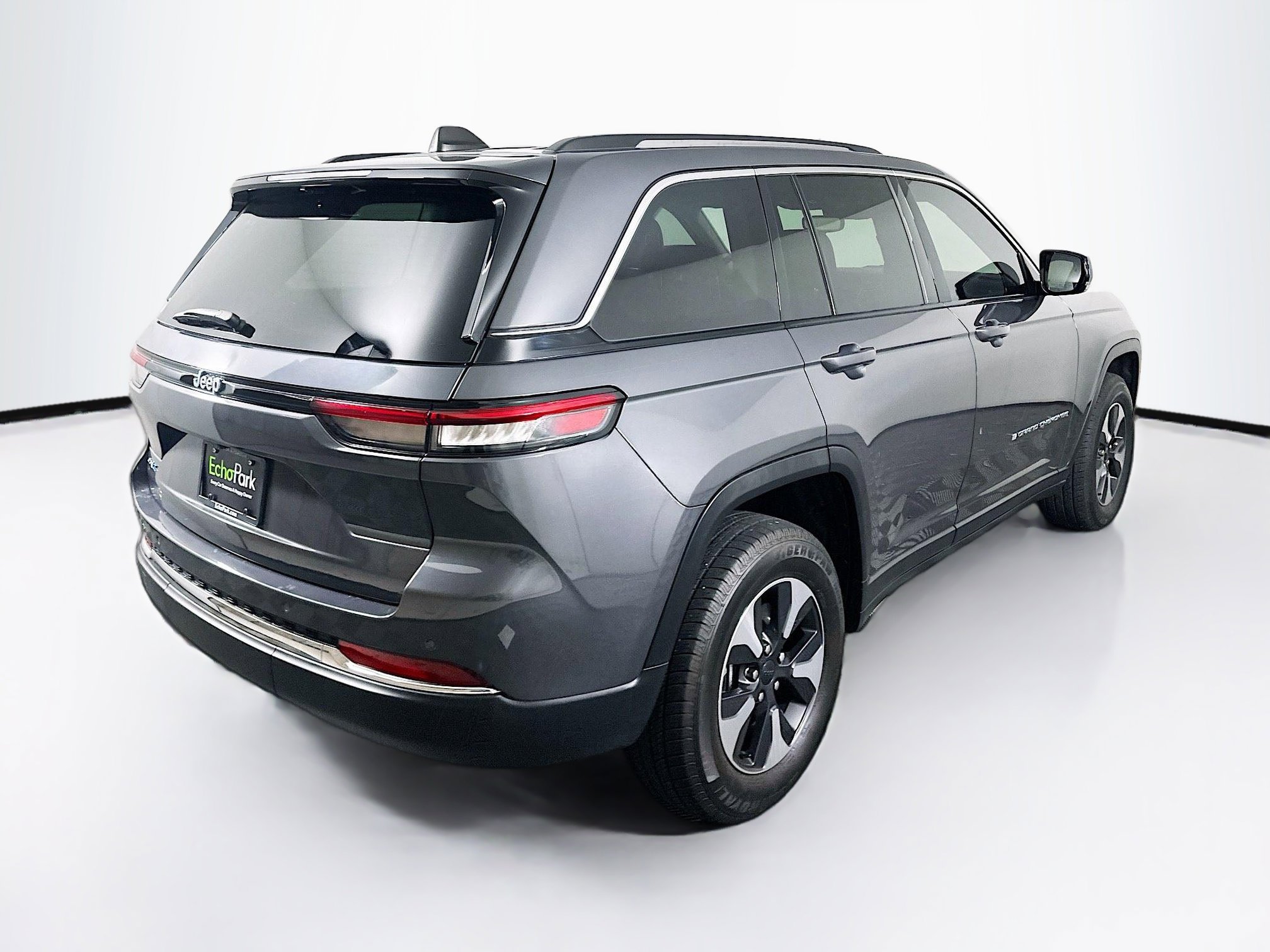 Used 2022 Jeep Grand Cherokee Limited 4xe AWD/4WD image 9