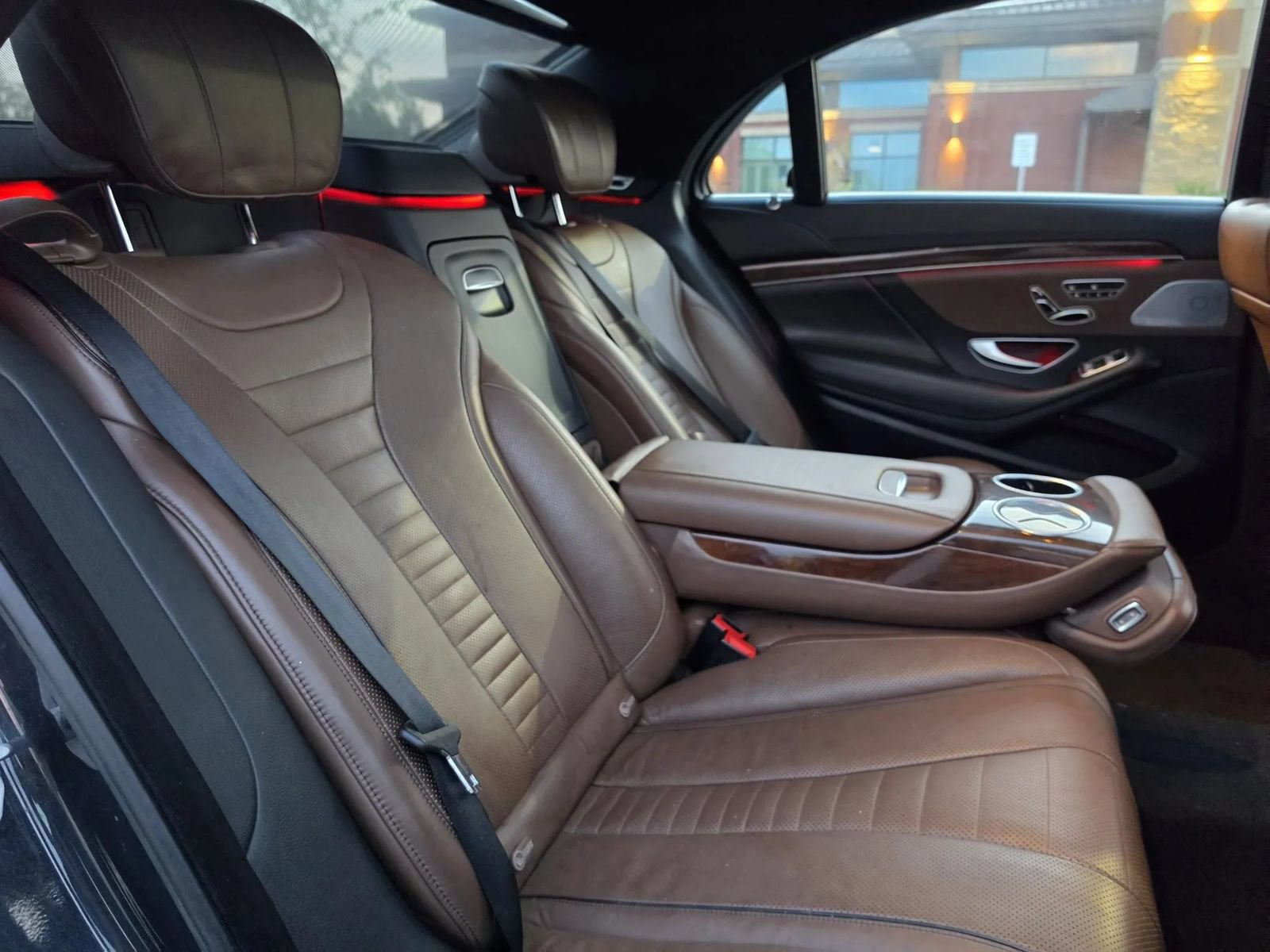 Used 2015 Mercedes-Benz S 550 4MATIC Sedan image 16