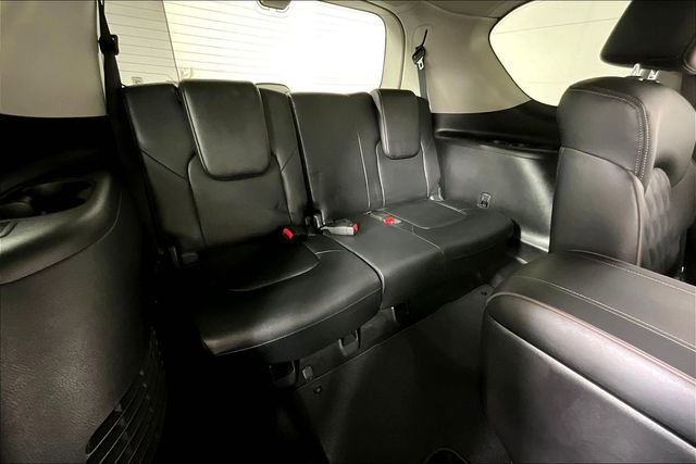 Used 2024 Nissan Armada Platinum w/ Captain's Chairs Package image 28