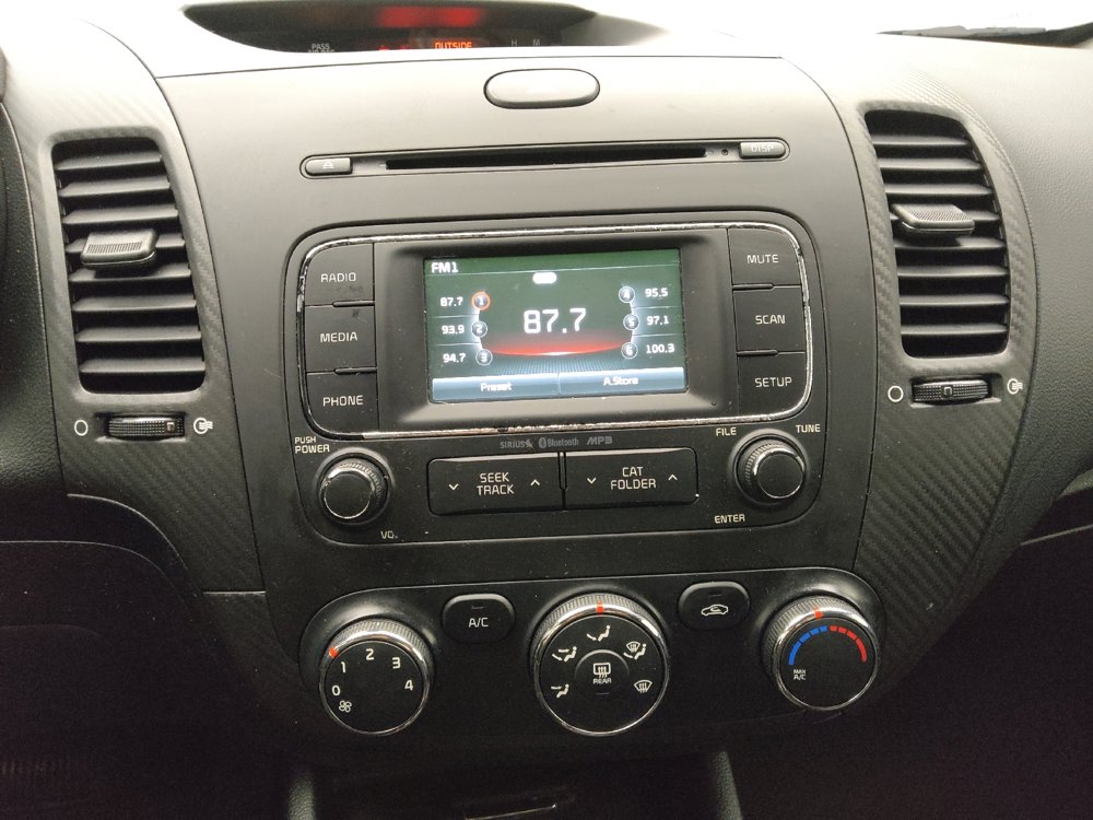 Used 2016 Kia Forte Koup EX image 25