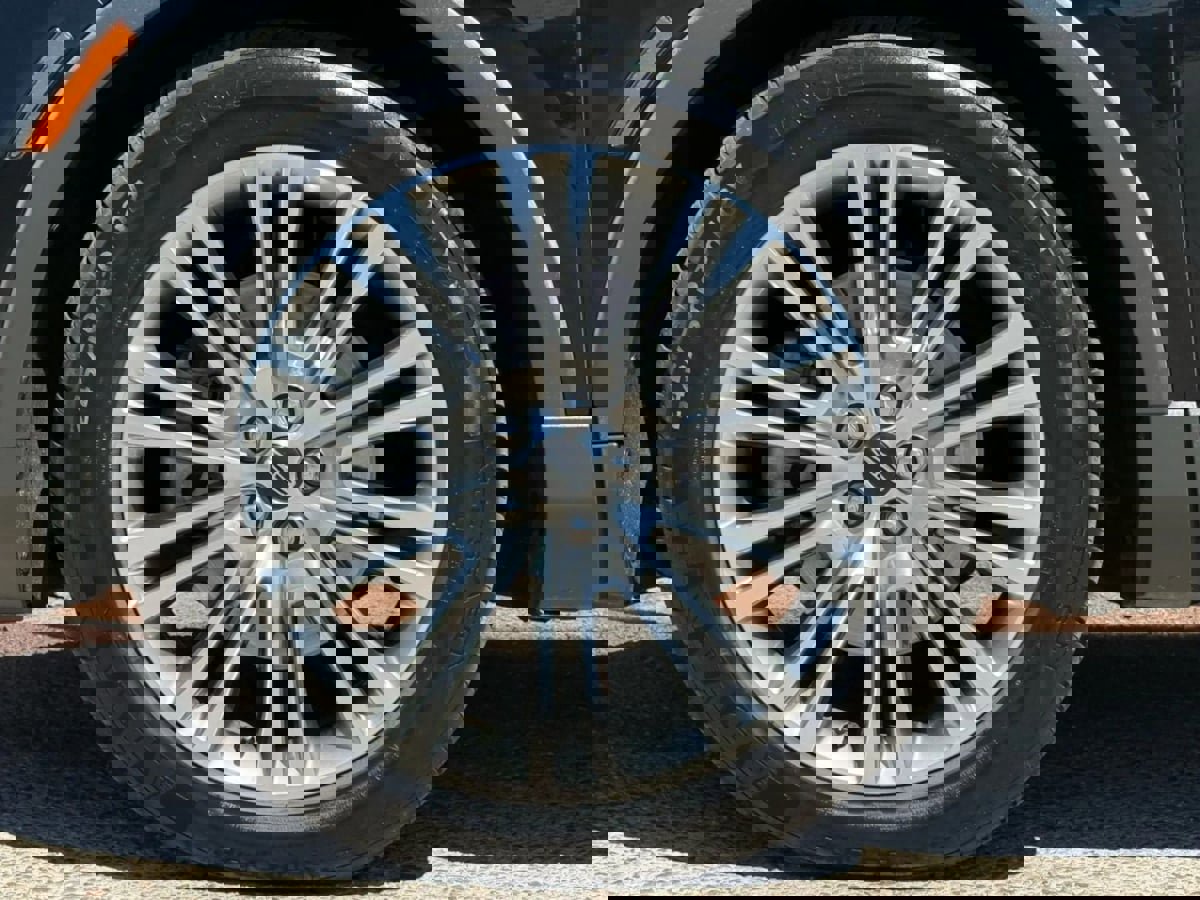 Used 2016 Lincoln MKX Reserve w/ Technology Package image 27