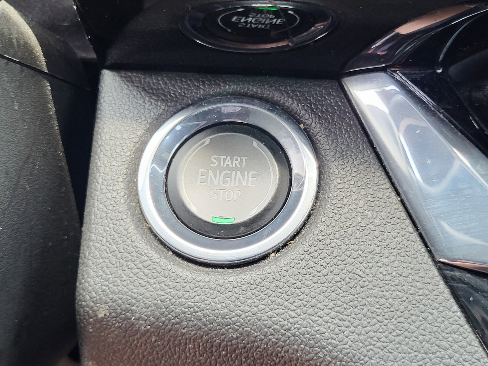 Used 2025 Buick Envista Sport Touring image 24