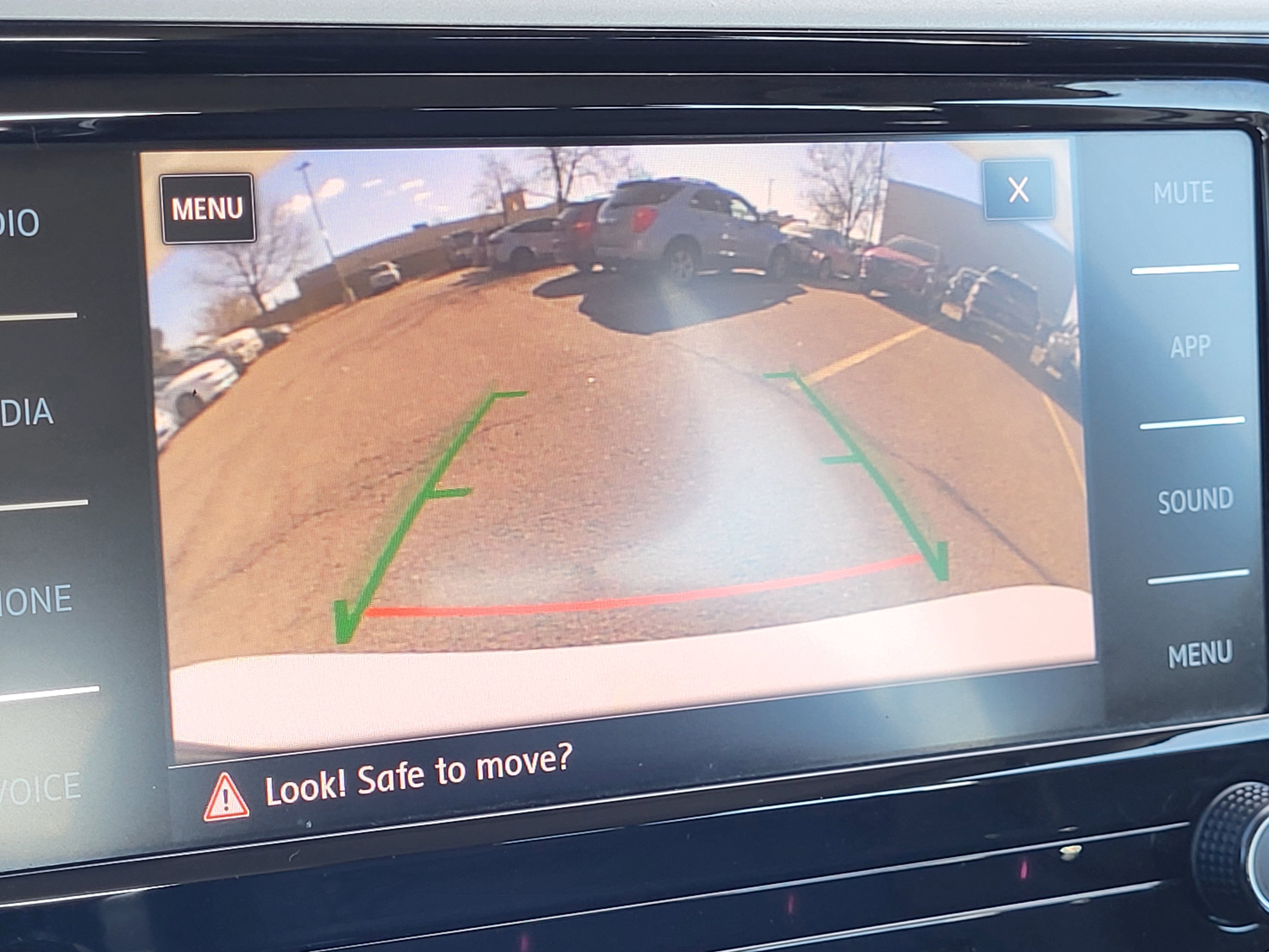 Used 2020 Volkswagen Passat 2.0T SE image 22