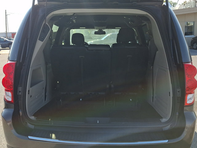 Used 2019 Dodge Grand Caravan SXT FWD image 30