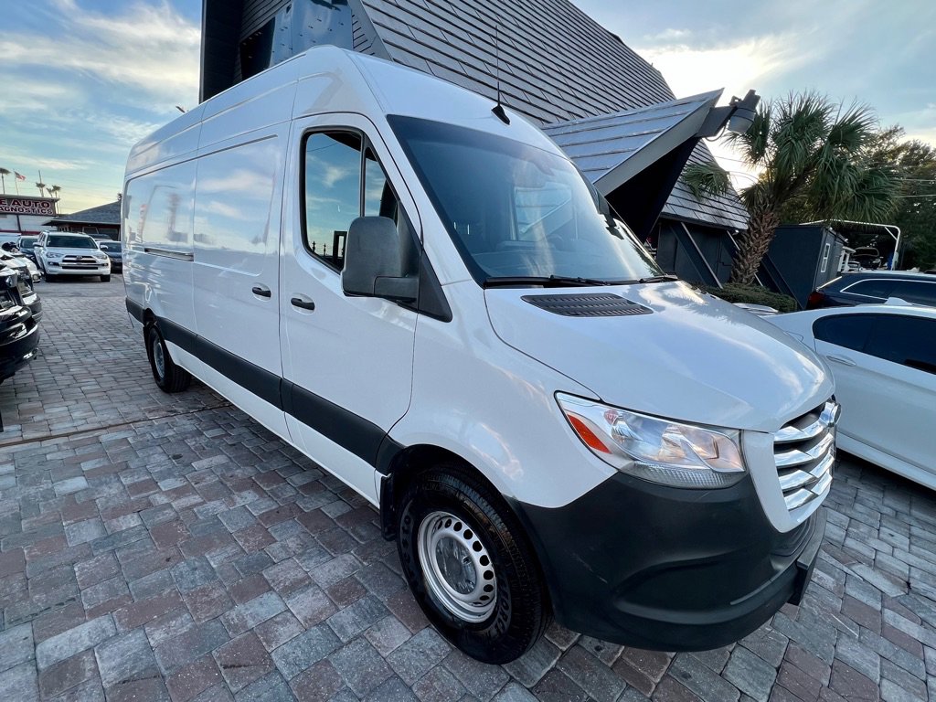 Used 2019 Freightliner Sprinter 2500 image 26