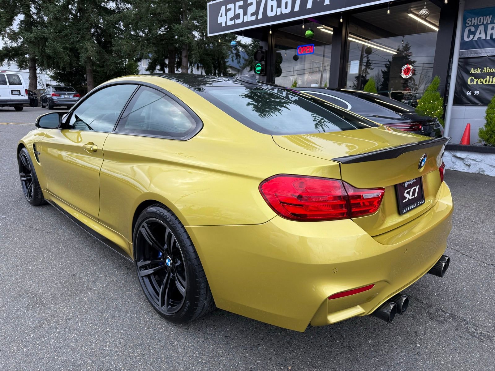 Used 2015 BMW M4 Coupe image 11