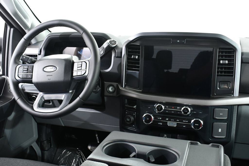 New 2026 Ford F150 XLT w/ XLT Chrome Appearance Package AWD/4WD image 8