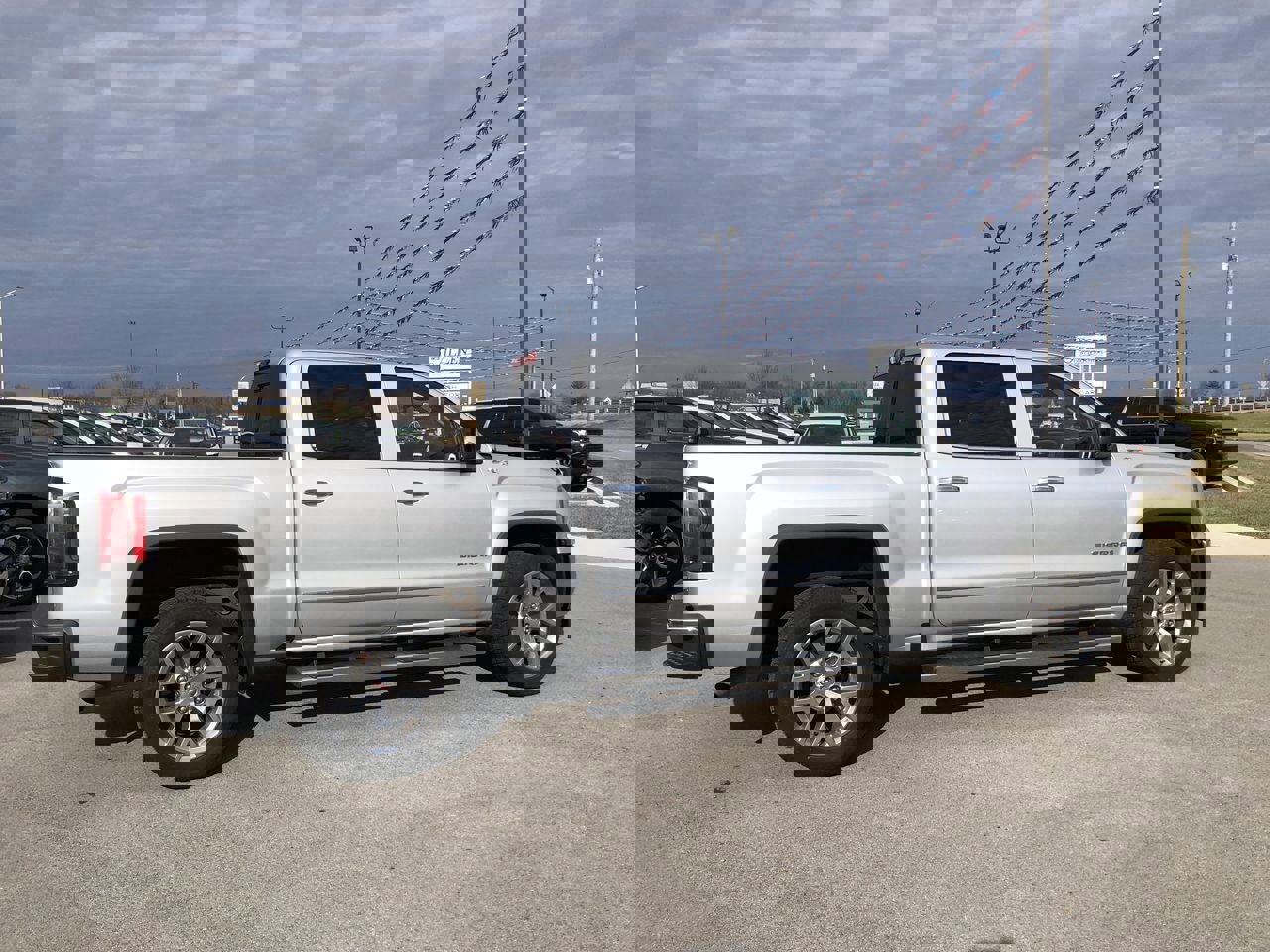 Used 2018 GMC Sierra 1500 SLT image 6