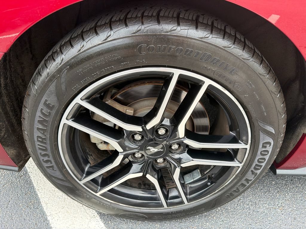 Used 2018 Ford Mustang GT RWD image 16