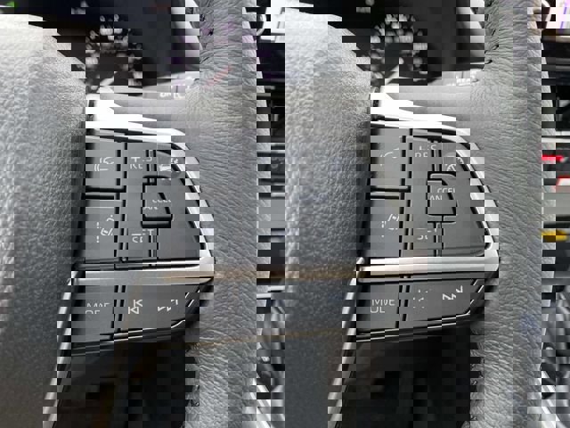 New 2026 Toyota Sienna XLE image 12