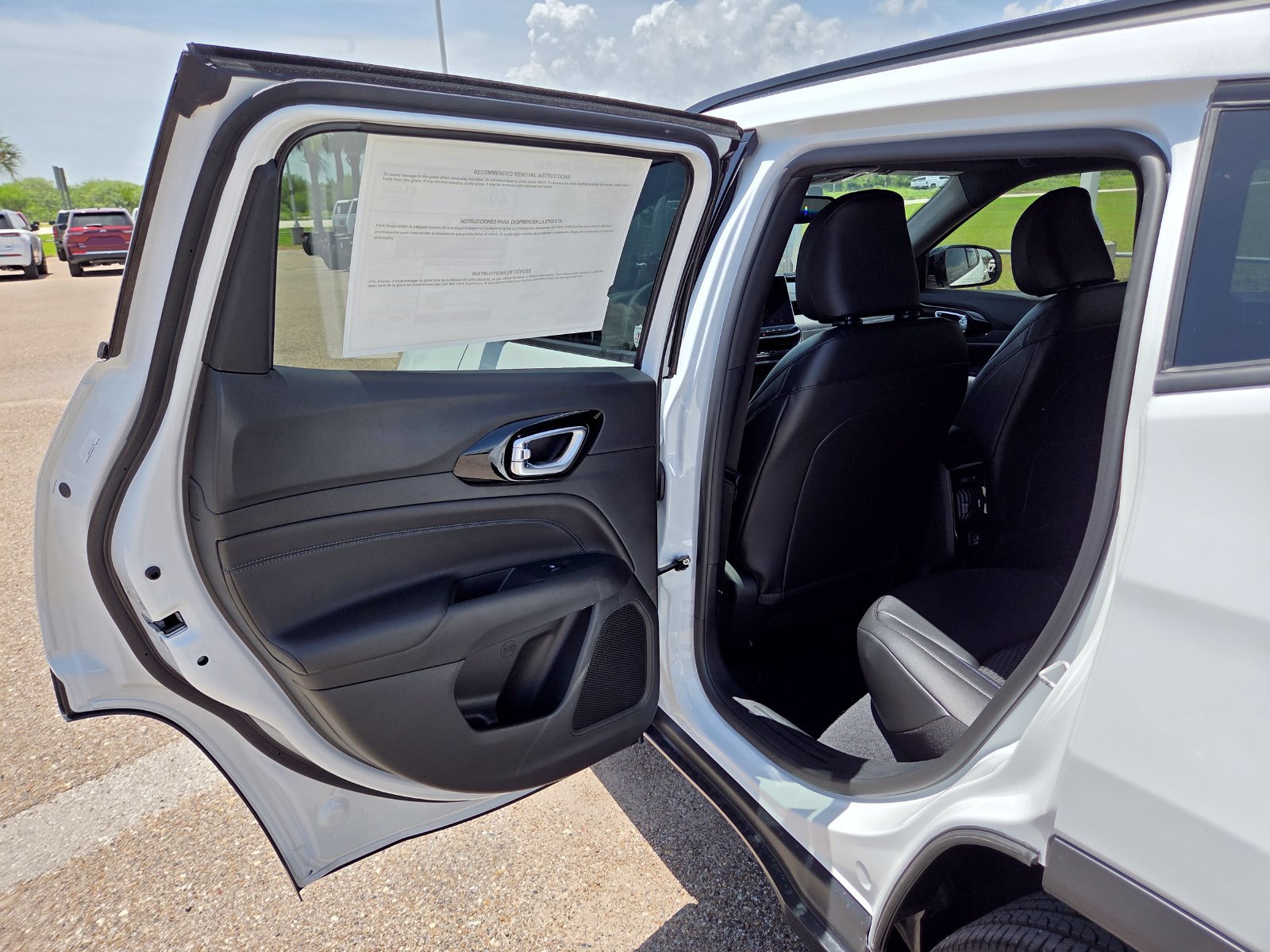 New 2026 Jeep Compass Latitude AWD/4WD image 14