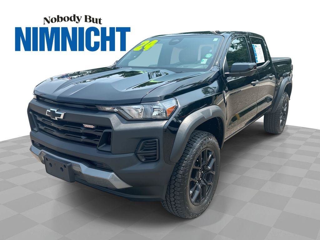 Used 2024 Chevrolet Colorado Trail Boss w/ LPO, Dark Essentials Package AWD/4WD image 1