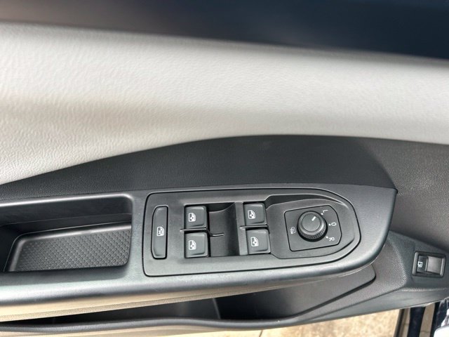 Used 2023 Volkswagen Taos SE FWD image 12
