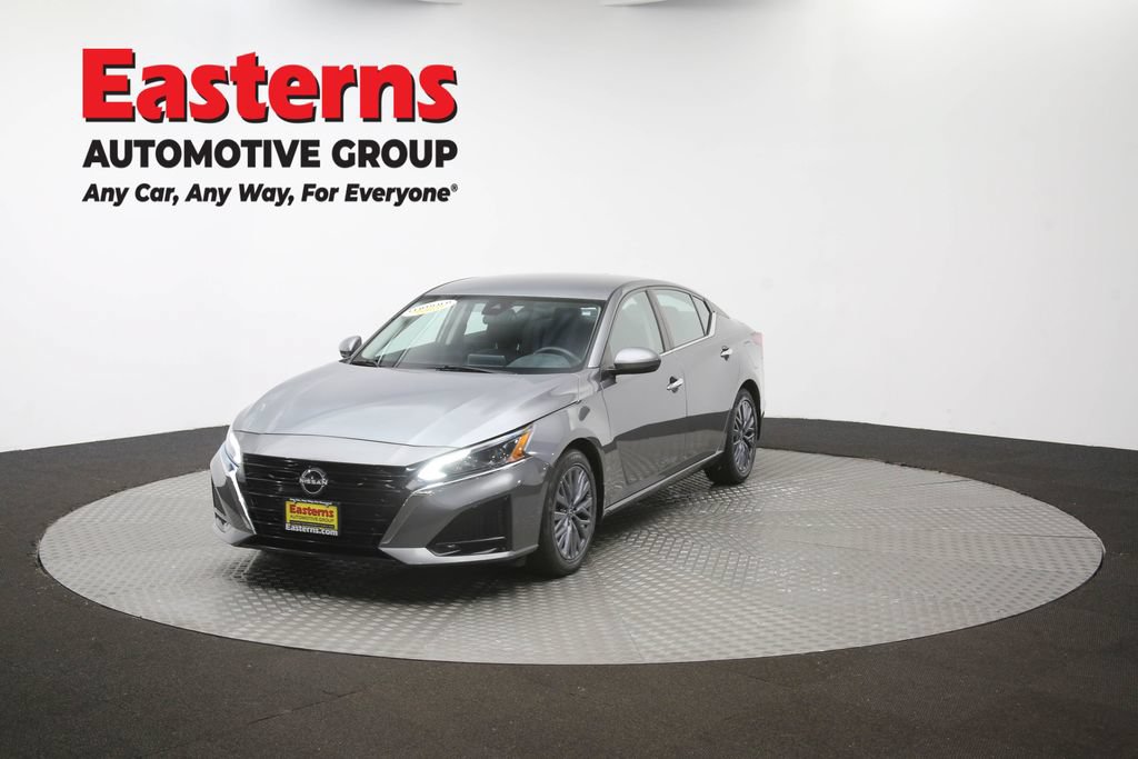 Used 2023 Nissan Altima 2.5 SV FWD image 54