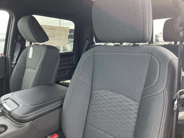 New 2026 RAM 2500 Tradesman AWD/4WD image 17