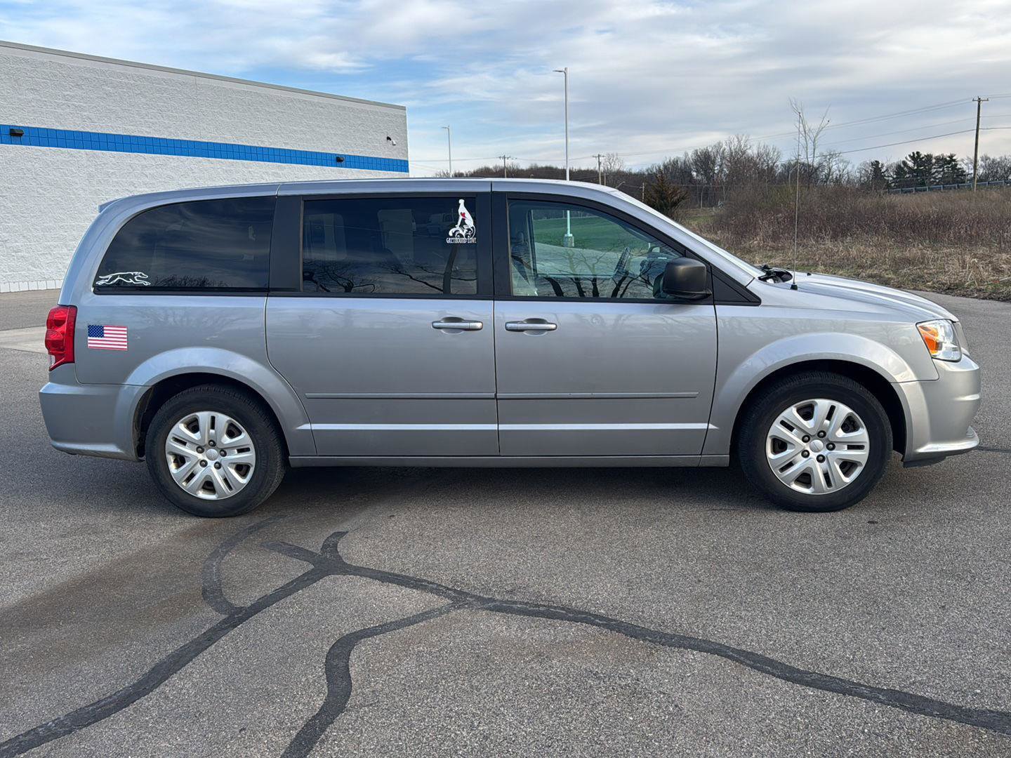 Used 2016 Dodge Grand Caravan SE w/ Quick Order Package 29E SE image 7