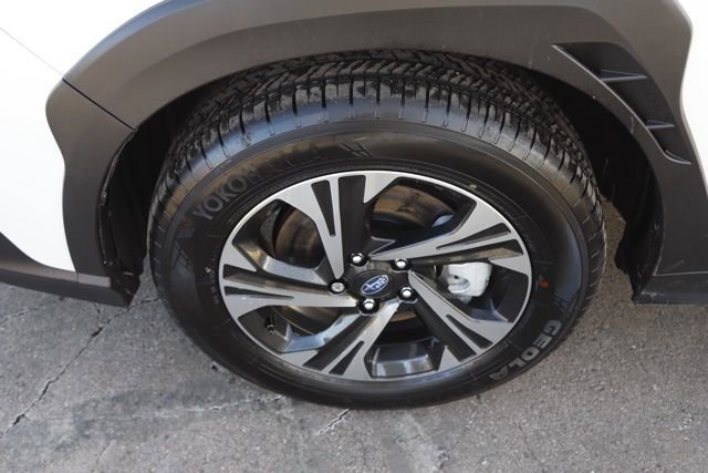 Certified 2025 Subaru Crosstrek 2.0i Premium image 9