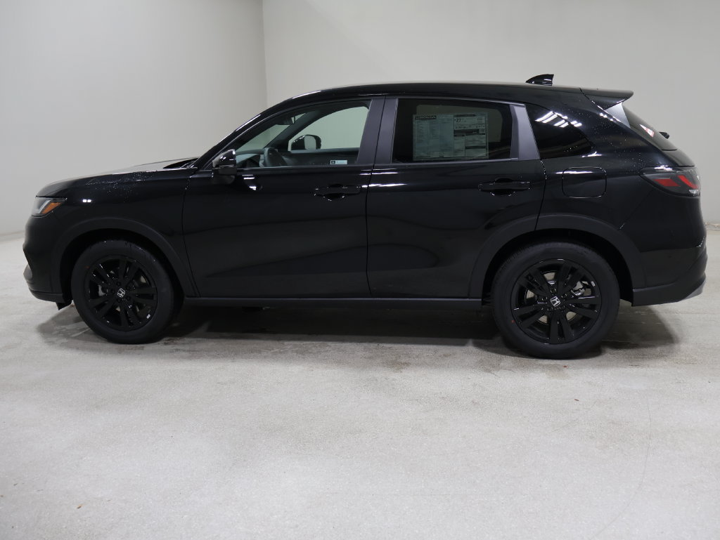 New 2027 Honda HR-V Sport image 4