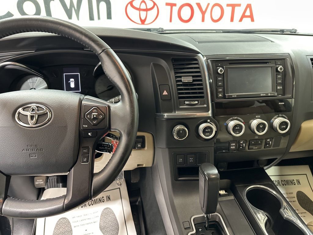Used 2019 Toyota Sequoia Limited w/ Safety & Convenience Package image 27