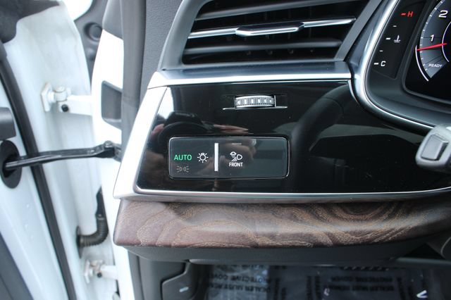 Used 2021 Audi Q8 Prestige AWD/4WD image 16