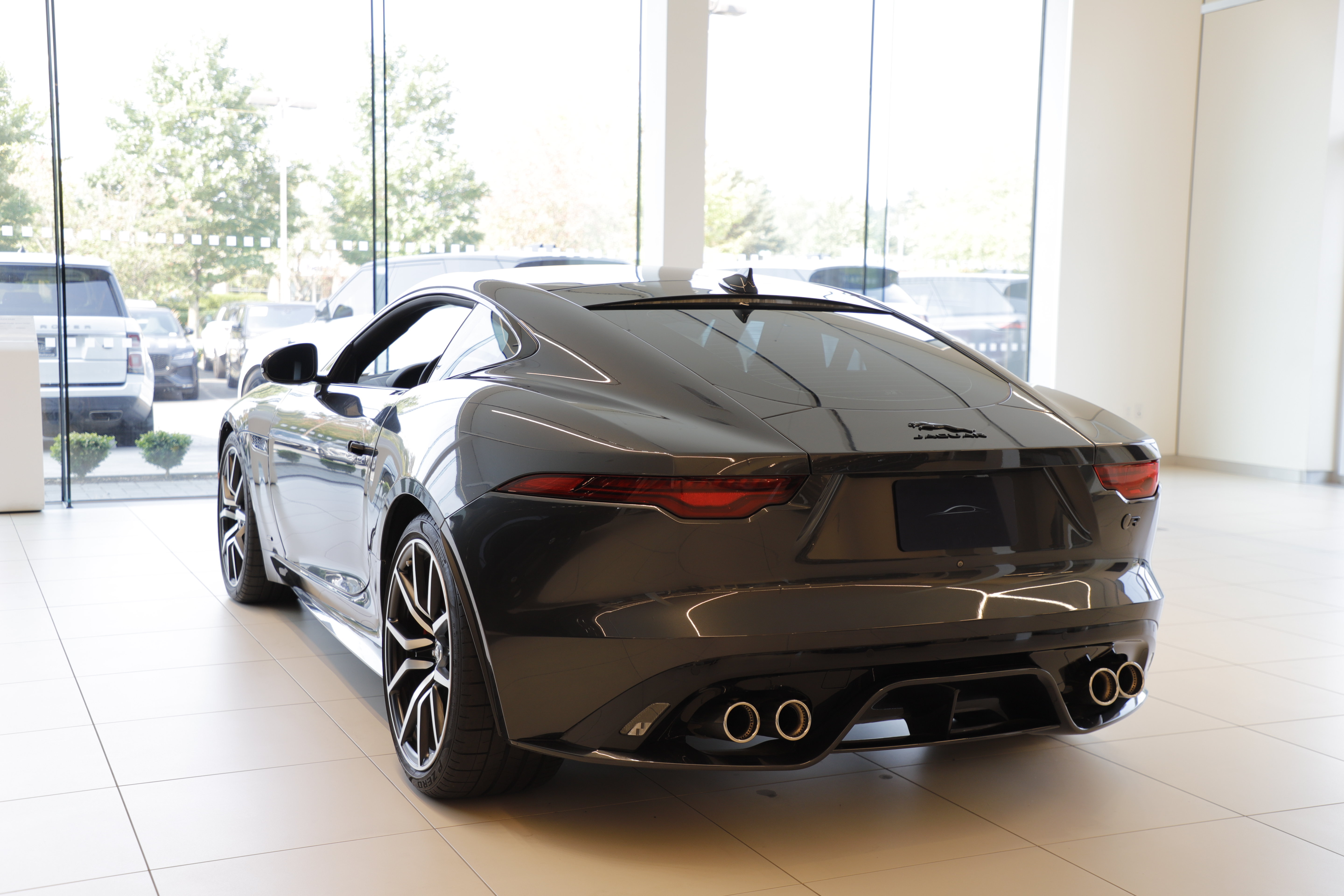New 2024 Jaguar F-TYPE R AWD/4WD image 5