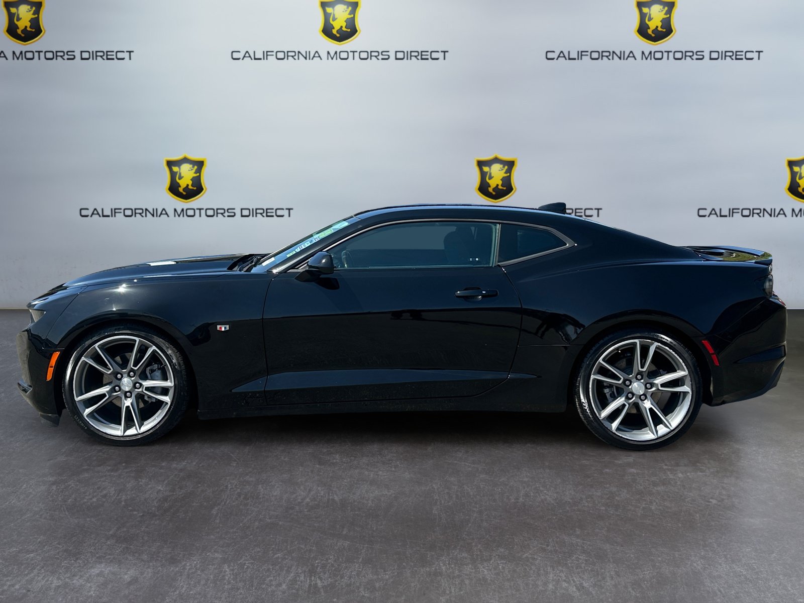 Used 2022 Chevrolet Camaro LT w/ RS Package RWD image 2