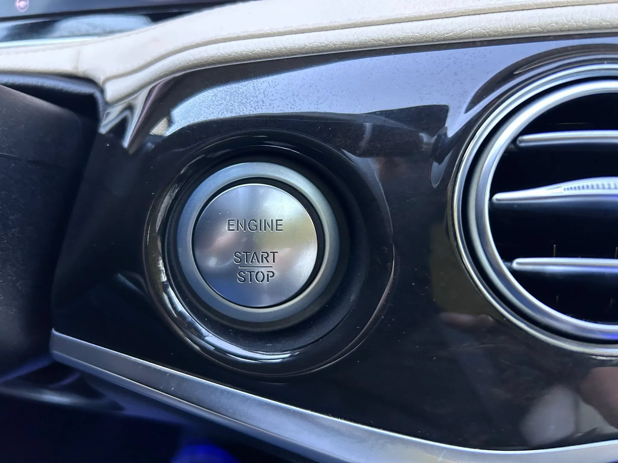 Used 2015 Mercedes-Benz S 63 AMG 4MATIC Sedan image 58