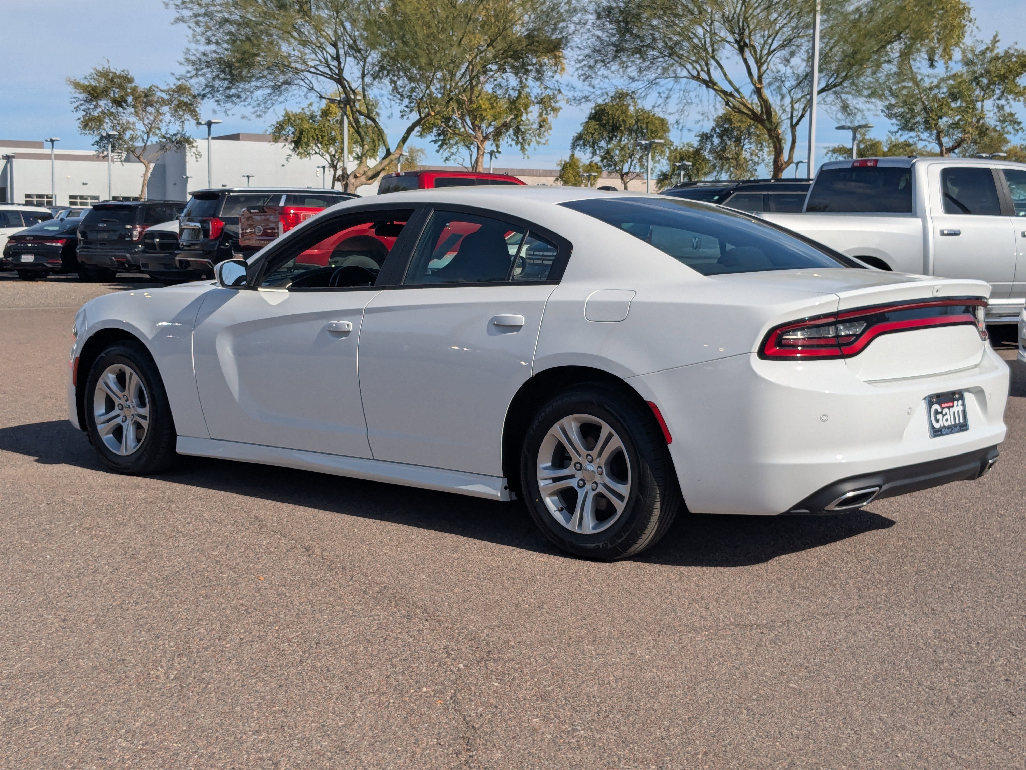 Used 2021 Dodge Charger SXT image 5