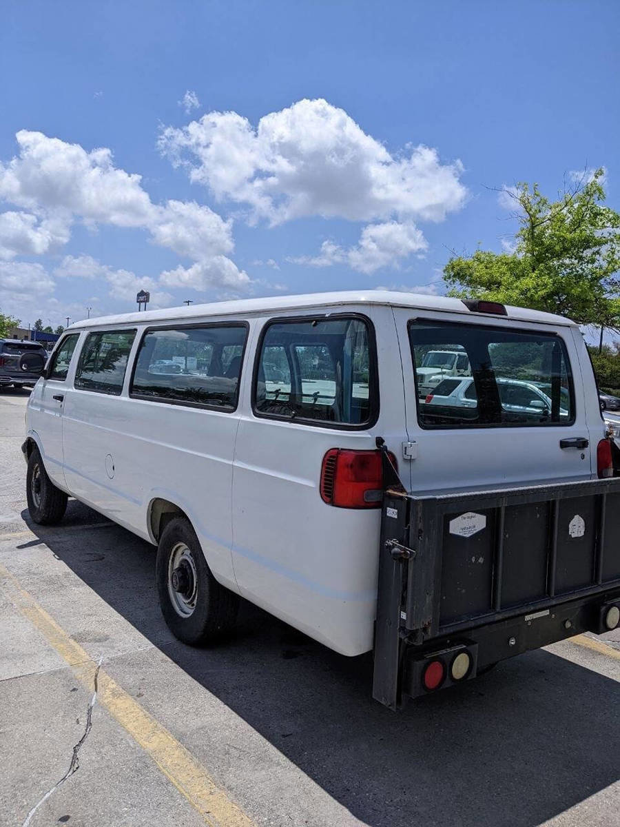 Used 2002 Dodge B3500 RWD image 6