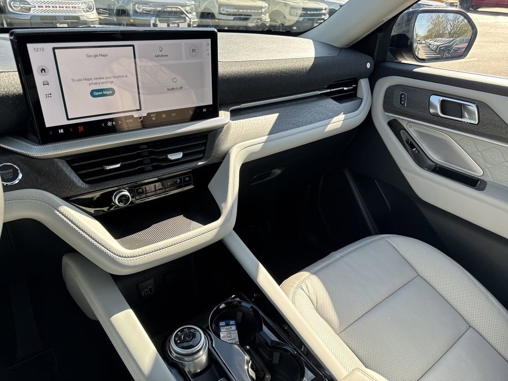 New 2026 Ford Explorer Platinum image 28