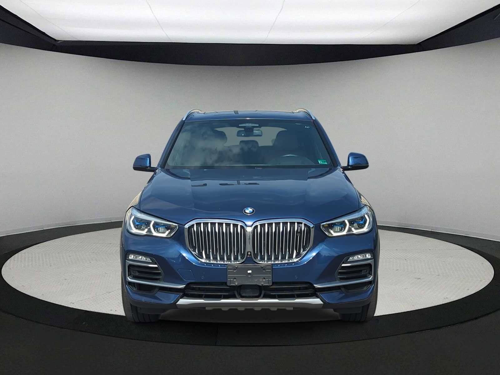 Used 2019 BMW X5 xDrive50i image 3