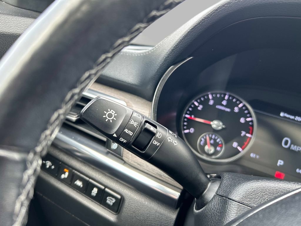 Used 2022 Kia Telluride SX w/ SX Prestige Package image 28