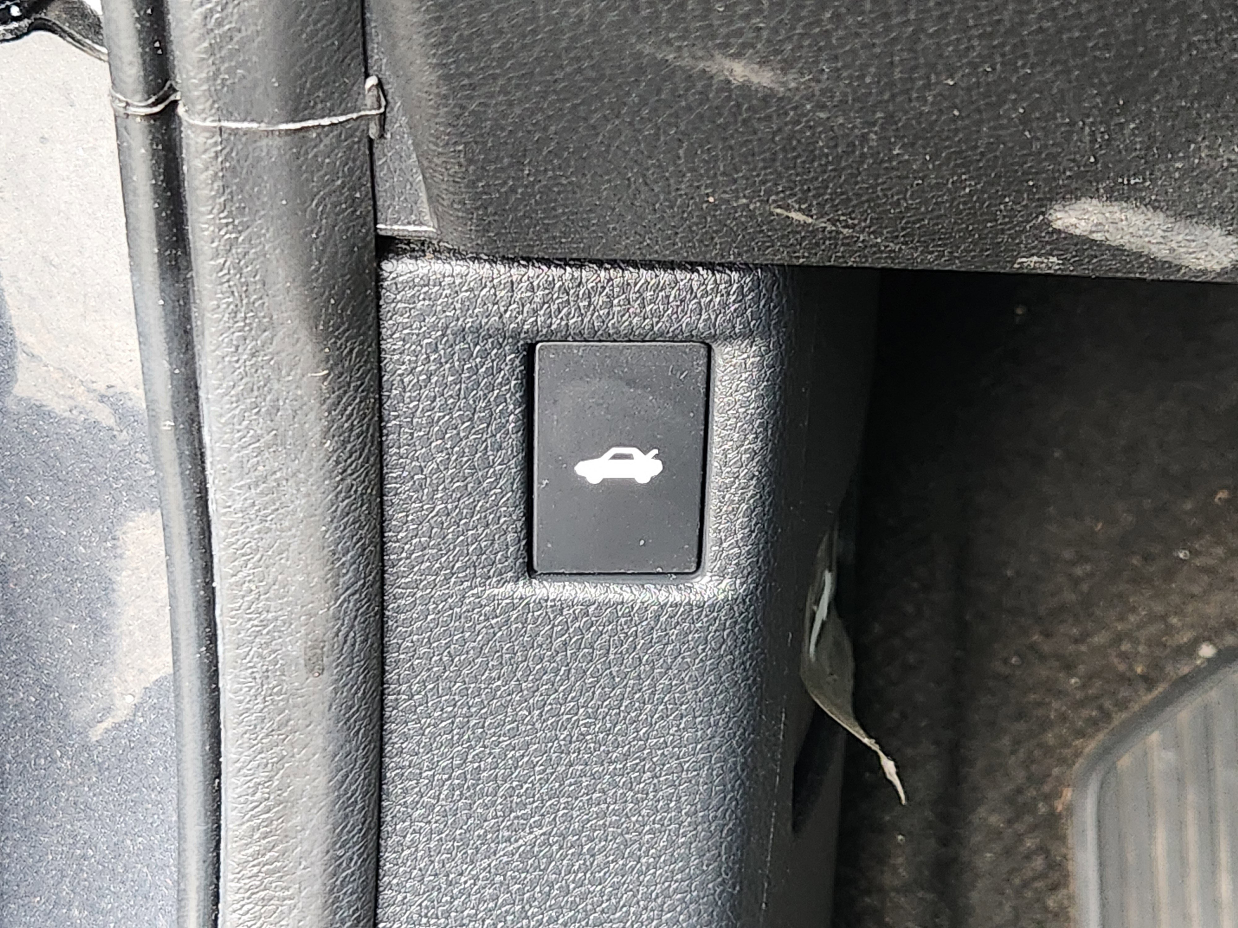 Certified 2023 Honda Accord EX image 25