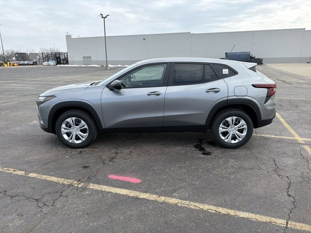 New 2026 Chevrolet Trax LS image 8