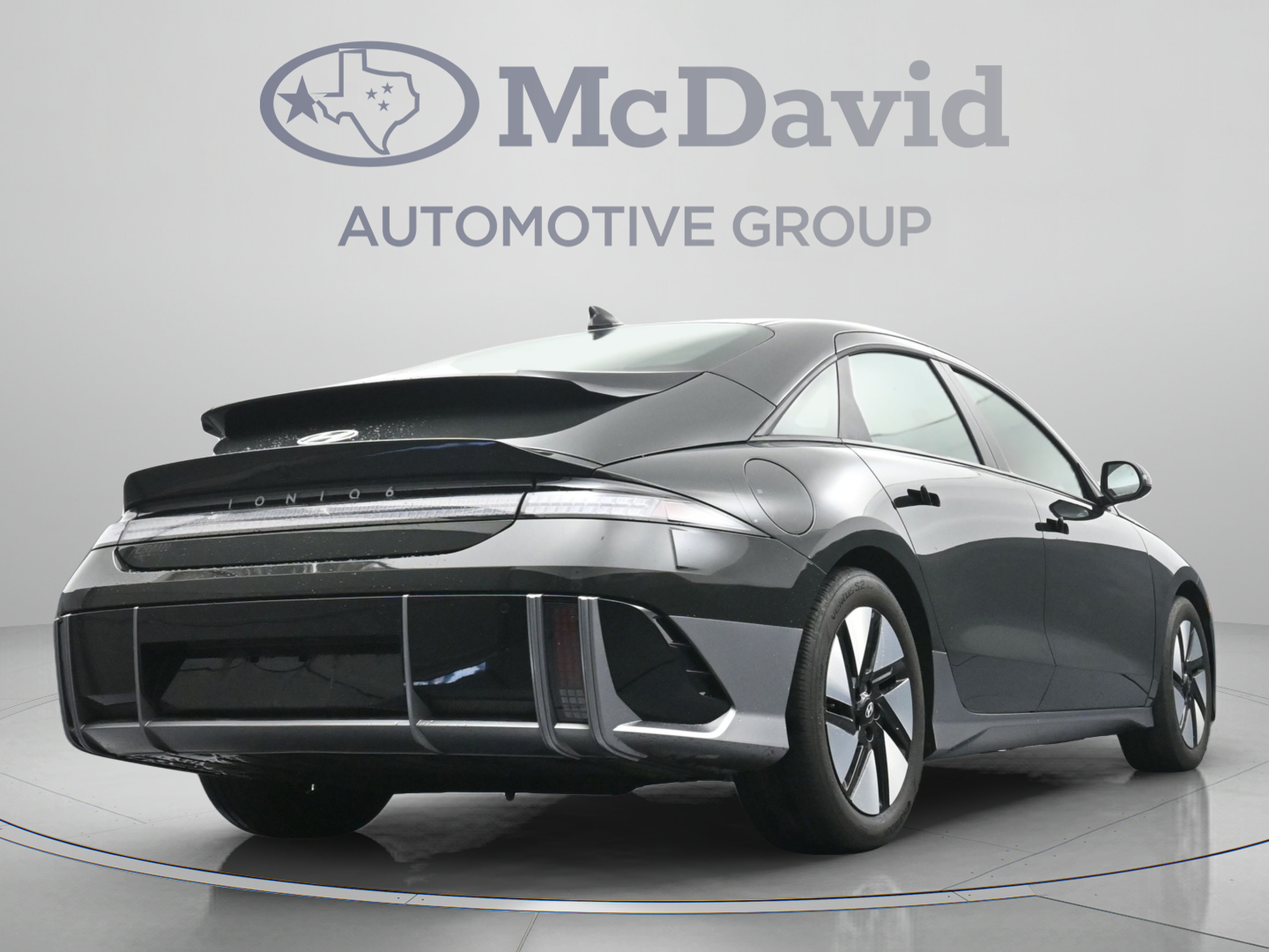Used 2024 Hyundai Ioniq 6 SE RWD image 30