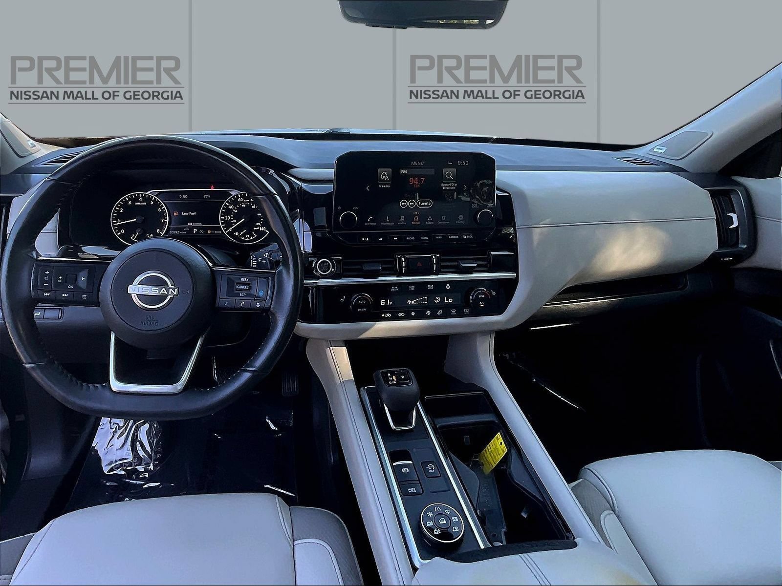Certified 2023 Nissan Pathfinder SL w/ SL Premium Package AWD/4WD image 9